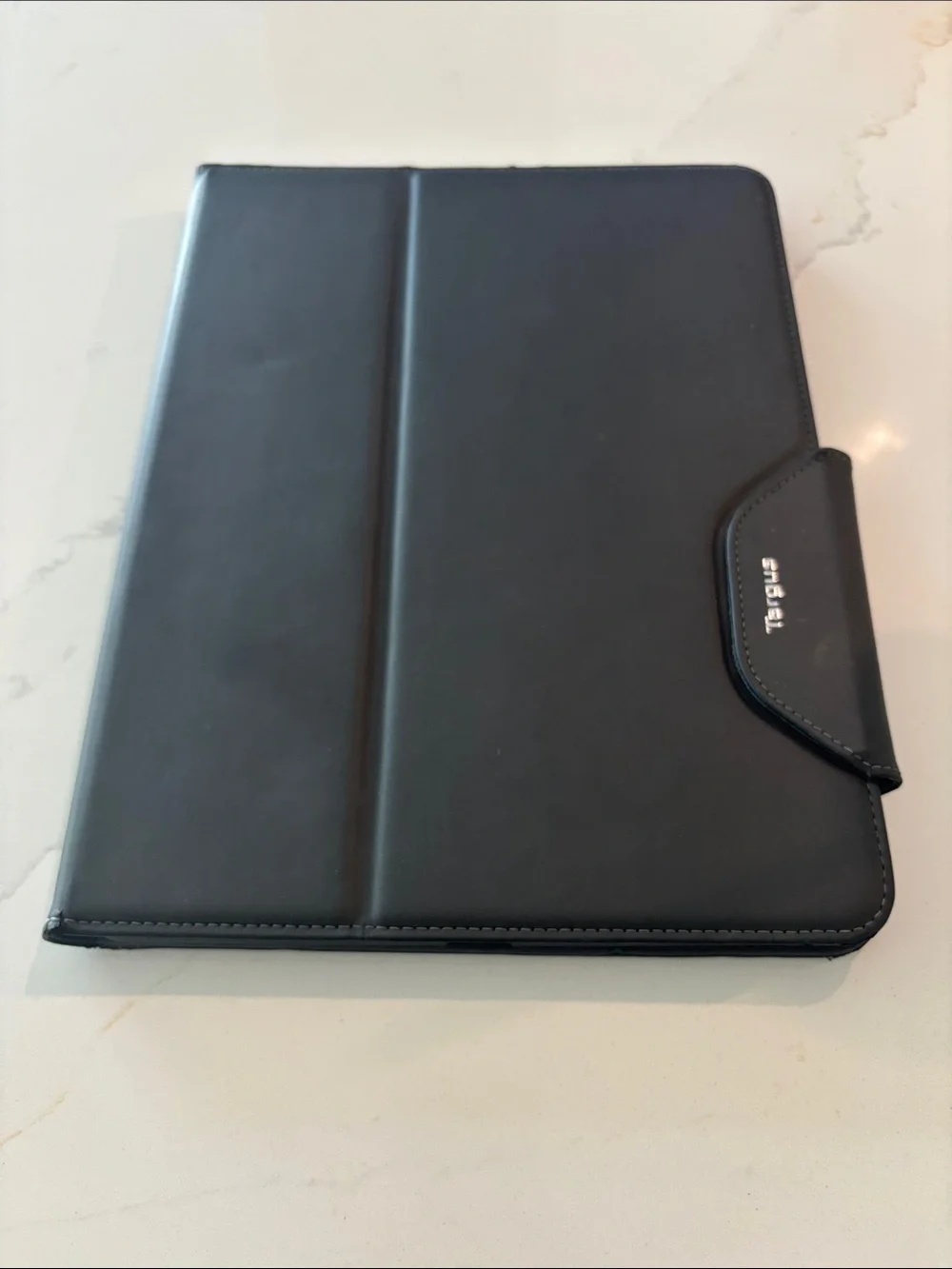 Targus iPAD Air & iPAD Pro 13in VersaVu Case 3rd for 4th, 5th, 6th Gen